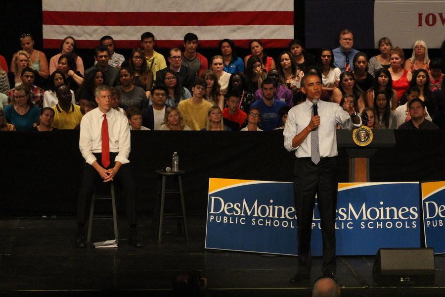 President Obama and Arne Duncan, secretary of education, speaks to students, staff, and families about college affordability. 