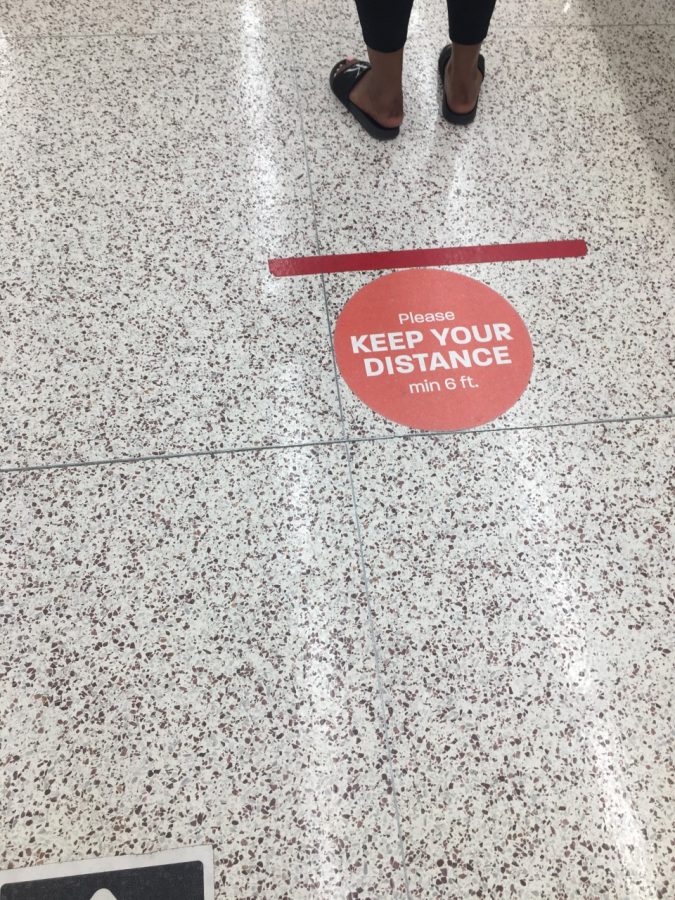 During the COVID-19 pandemic, officials have advised that each person should give at least six feet distance with one another. Hy-Vee has stickers on the floors to help make the need visual.